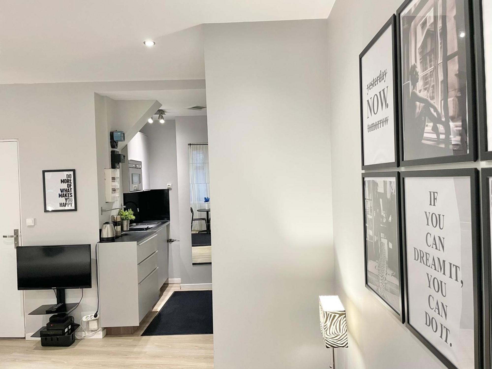 Charming Paris La Defense Apartment Puteaux